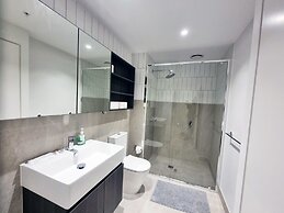 Southbank Modern Apartment