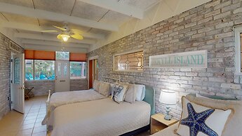 Meet Me At Sunset 3 Bedroom Home