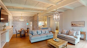 Meet Me At Sunset 3 Bedroom Home