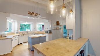 Meet Me At Sunset 3 Bedroom Home