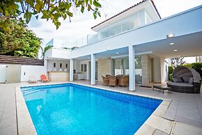 Beachfront 3 BDR Villa With Pool