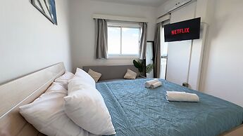 Kolonaki Seaview 1bdr Finikoudes