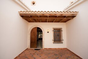 Llampudol - Villa With Pool