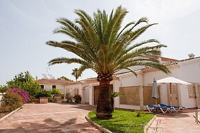 Llampudol - Villa With Pool