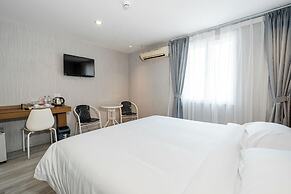 Aurea Delight Hotel