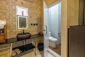 W & H View Residency