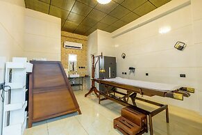 W & H View Residency