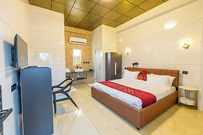 W & H View Residency