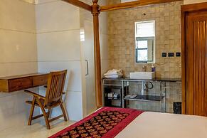 W & H View Residency