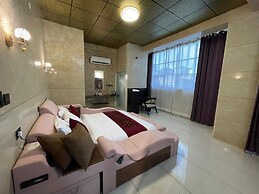 W & H View Residency