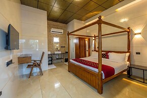 W & H View Residency