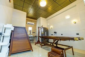 W & H View Residency