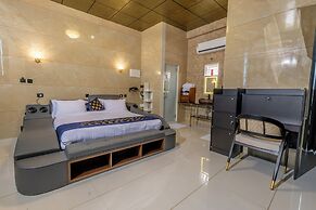 W & H View Residency