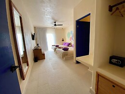 SUNSTEPS CASA HOLBOX