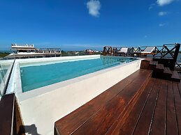 SUNSTEPS CASA HOLBOX