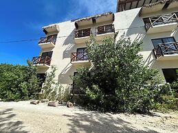 SUNSTEPS CASA HOLBOX