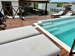 SUNSTEPS CASA HOLBOX