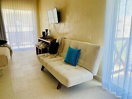 SUNSTEPS CASA HOLBOX