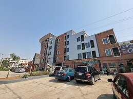Rento Hotel and Suites