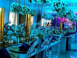 Rento Hotel and Suites