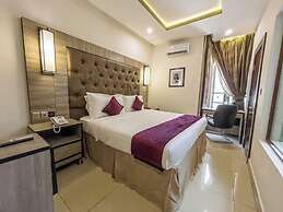 Rento Hotel and Suites