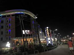 Rento Hotel and Suites