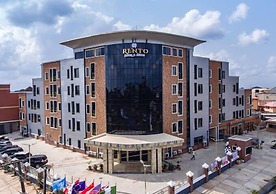 Rento Hotel and Suites