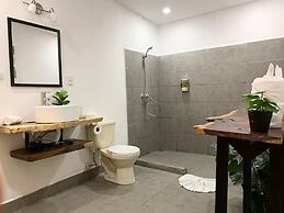 Violeta Homes Monteverde