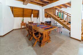 Violeta Homes Monteverde