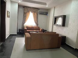 AA Hotel & Suites