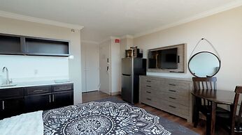 Chase at Baltimore Harbor