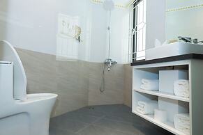 Royal Trau Quy Boutique Hotel