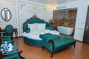 Royal Trau Quy Boutique Hotel