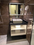 Royal Trau Quy Boutique Hotel