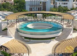 Panoramic 108C 1BR Large Condo La Veleta