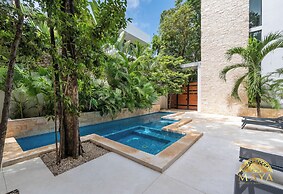 Selvaterra 102 Lux 2BR  Condo Aldea Zama