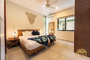 Selvaterra 201 Lux 2BR Condo Aldea Zama