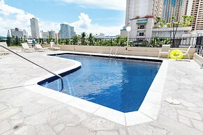 Palms at Waikiki by Tropical Escapes