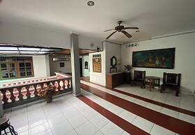 Hotel Candra Adigraha