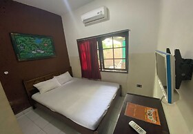 Hotel Candra Adigraha