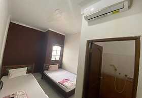 Hotel Candra Adigraha