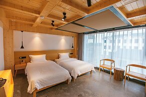 Zhangjiajie XMAN Tianmen Resort