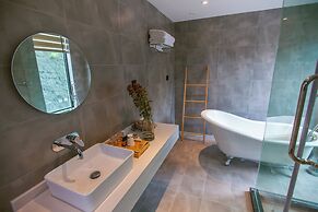 Zhangjiajie XMAN Tianmen Resort