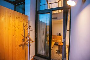 Zhangjiajie XMAN Tianmen Resort