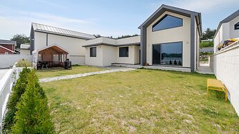 Gangreung Pyeonanhanga Pension