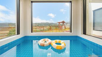 Gangreung Pyeonanhanga Pension