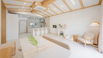 Gangreung Pyeonanhanga Pension