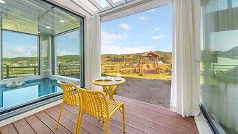 Gangreung Pyeonanhanga Pension