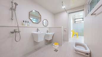 Gangreung Pyeonanhanga Pension