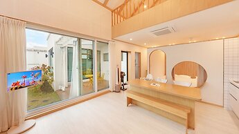 Gangreung Pyeonanhanga Pension